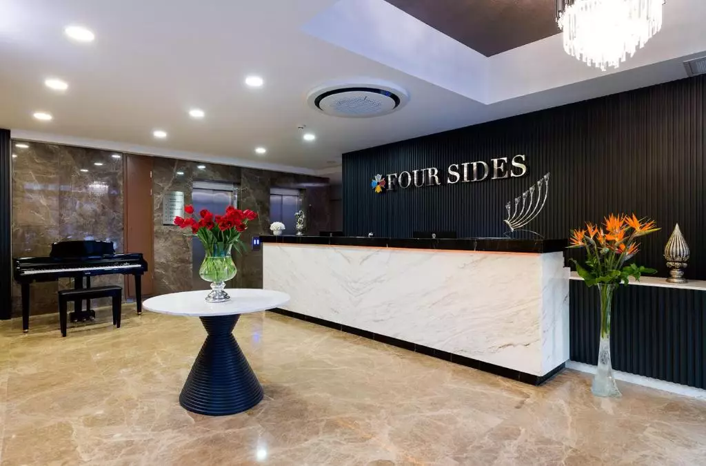 لابی Four Sides Hotel Sisli